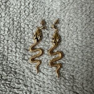 New Vanessa Mooney THE EVA SERPENT EARRINGS
